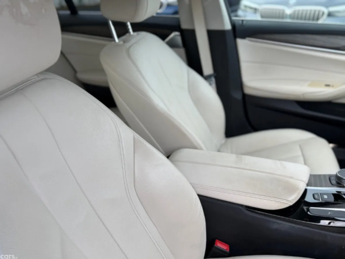 BMW 5-Series Saloon, Diesel, 2018, Blue
