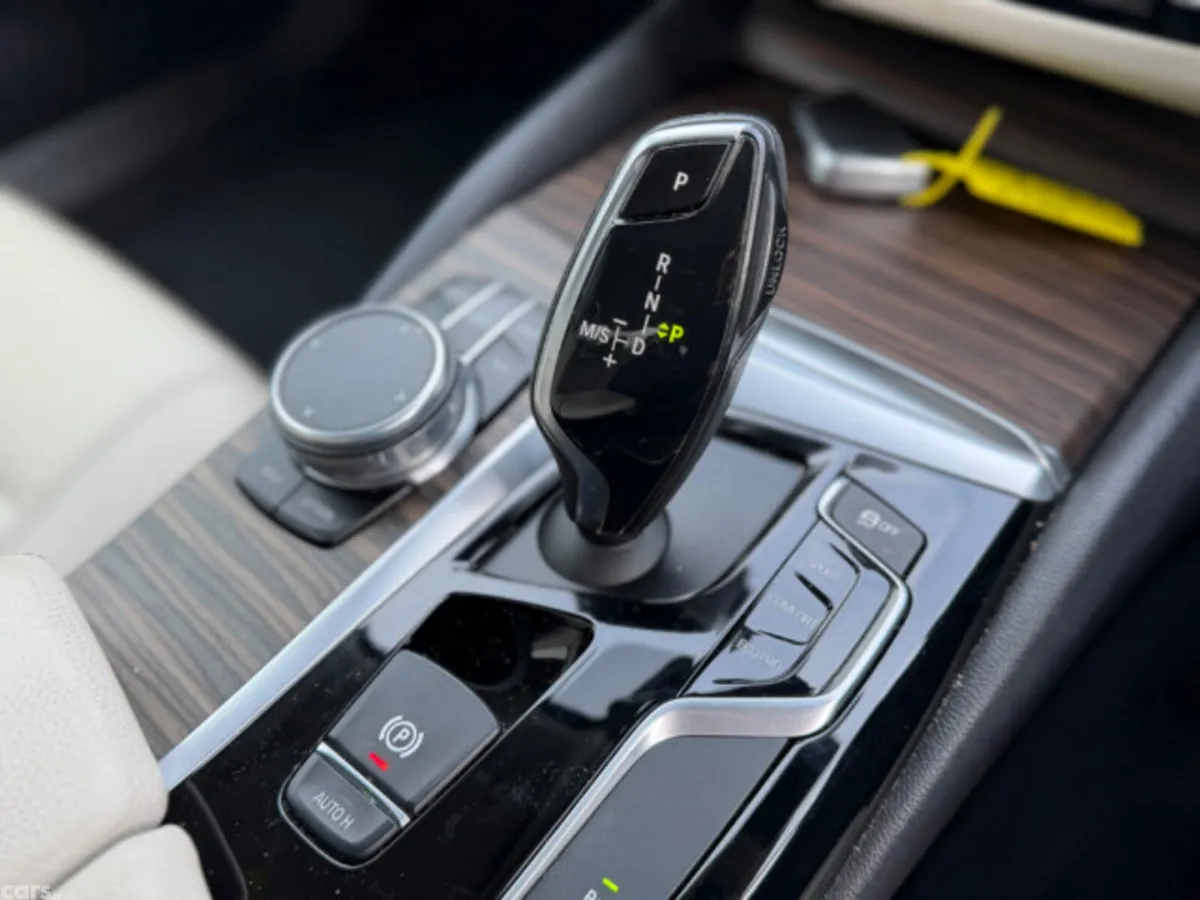 BMW 5-Series Saloon, Diesel, 2018, Blue