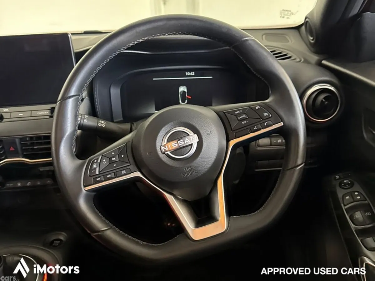 Nissan Juke SUV, Petrol, 2025, Red