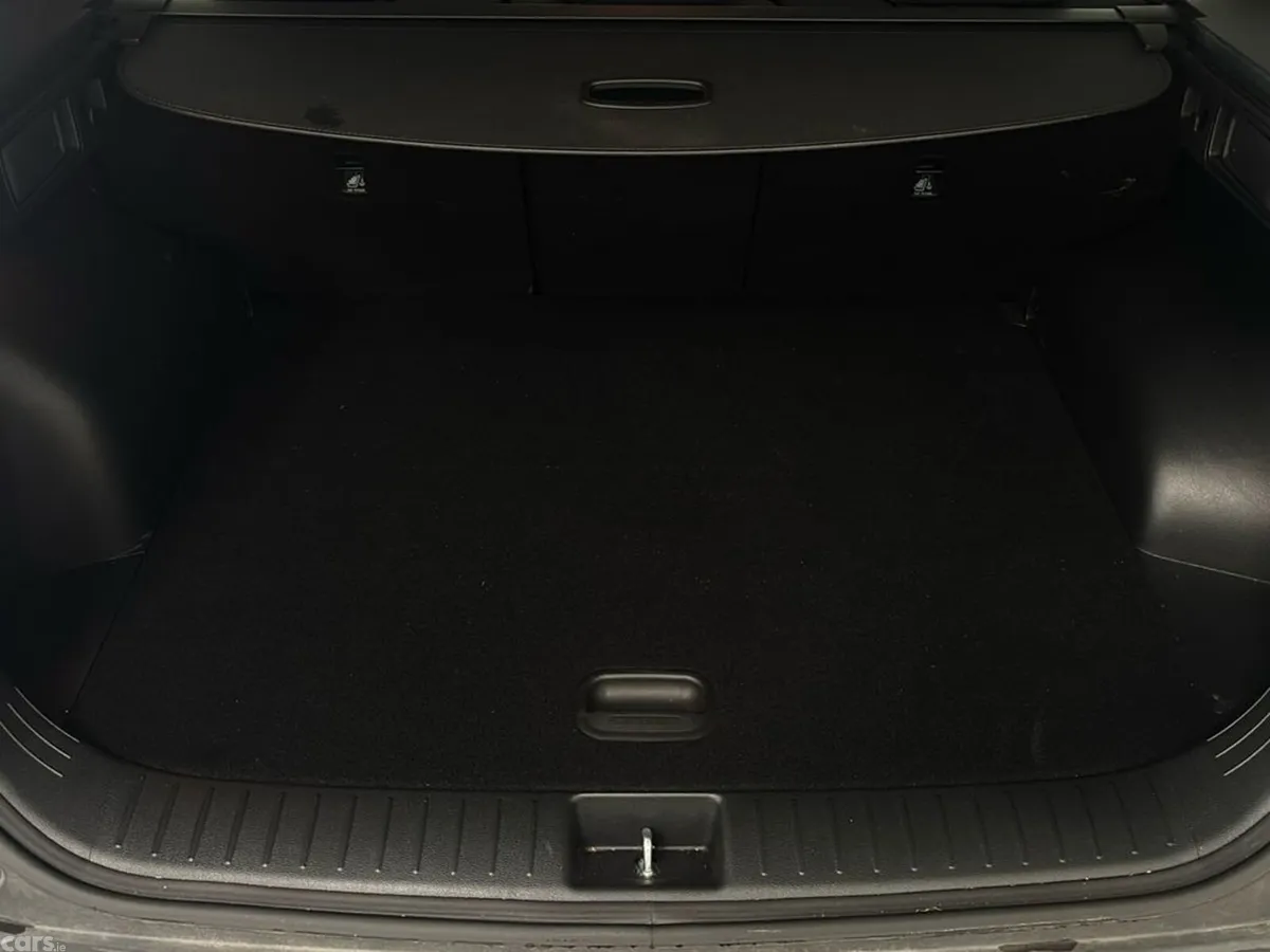 Kia Sportage MPV, Diesel, 2024, Grey