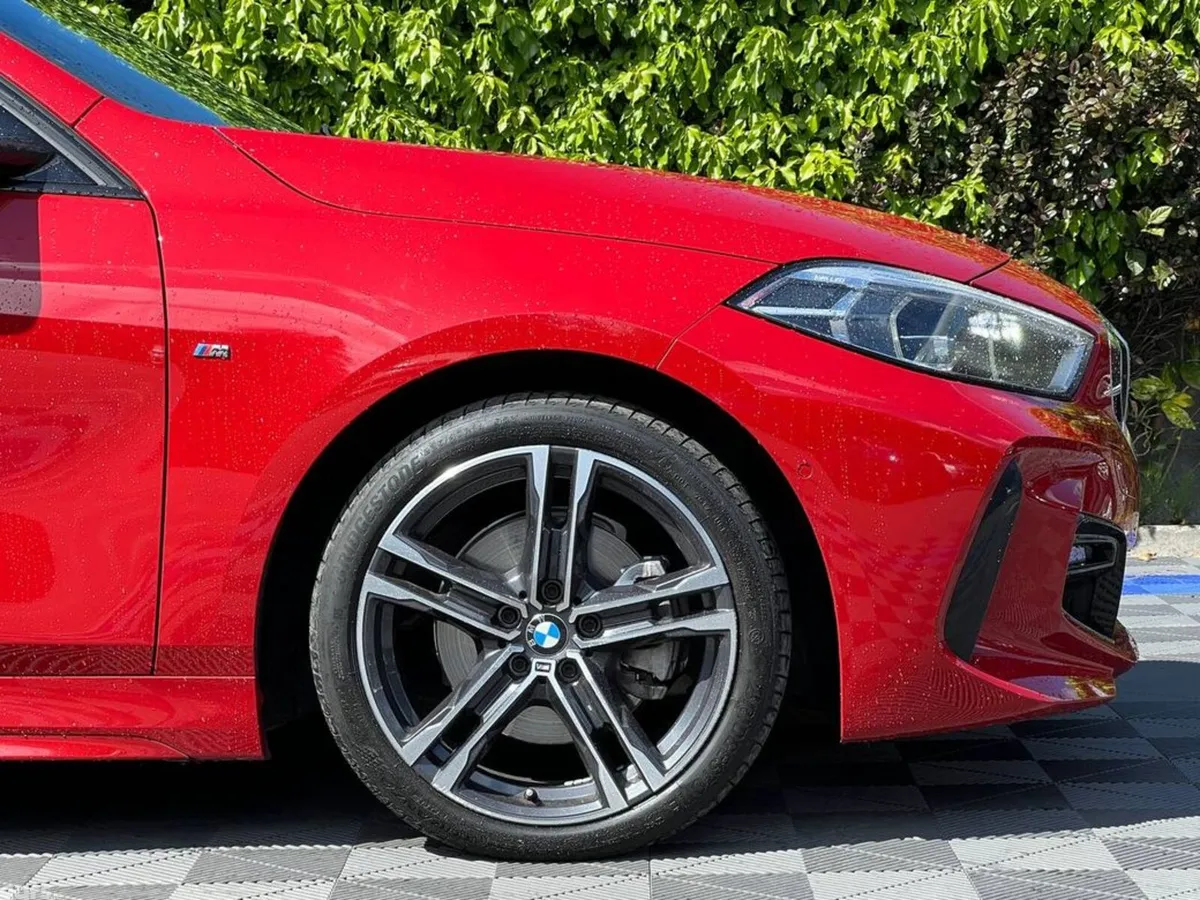 BMW 1-Series Hatchback, Diesel, 2020, Red