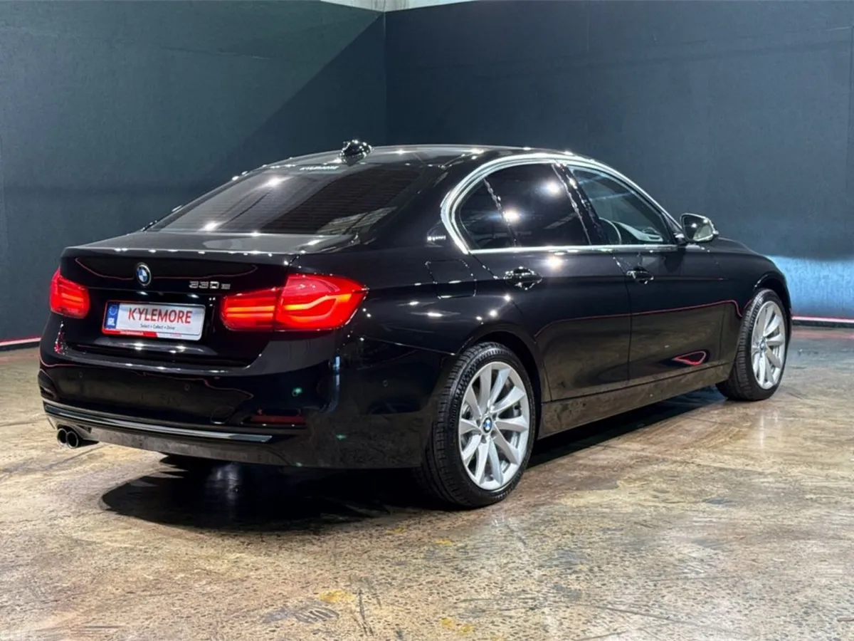 BMW 3-Series Saloon, Petrol Plug-in Hybrid, 2016, Black
