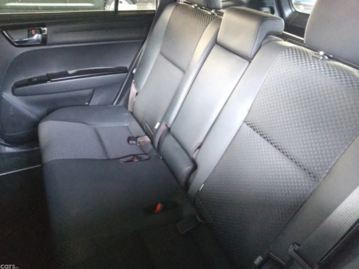 Toyota Corolla Estate, Petrol Hybrid, 2015, Blue