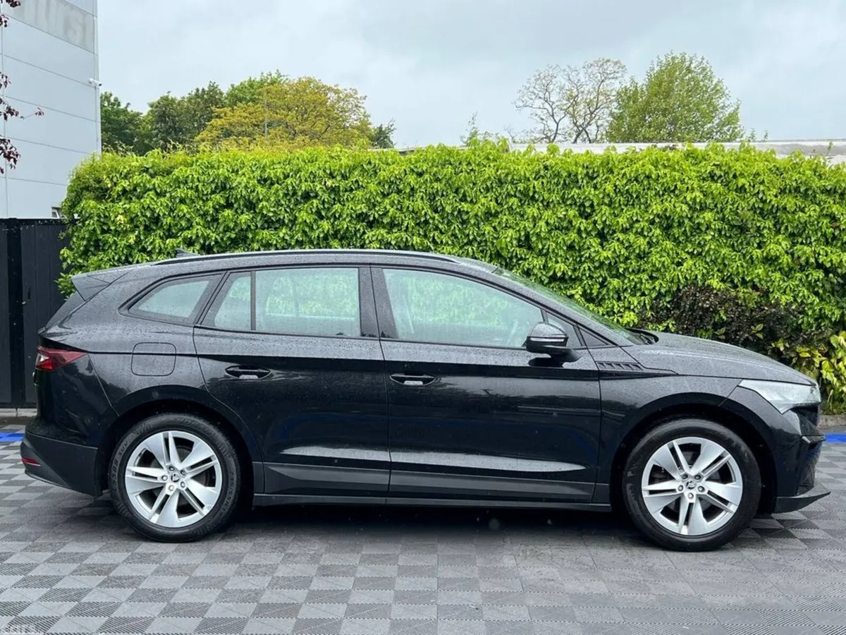 Skoda Enyaq SUV, Electric, 2022, Black