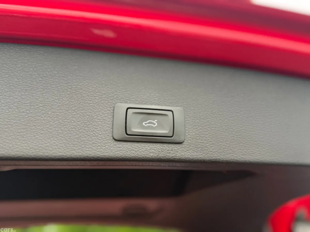 Audi Q2 Estate, Petrol, 2019, Red