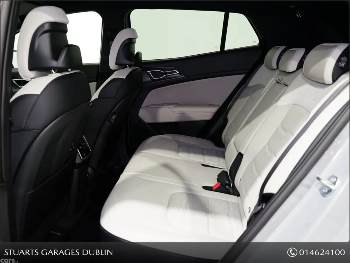 Kia Sportage SUV, Petrol Hybrid, 2027, Grey