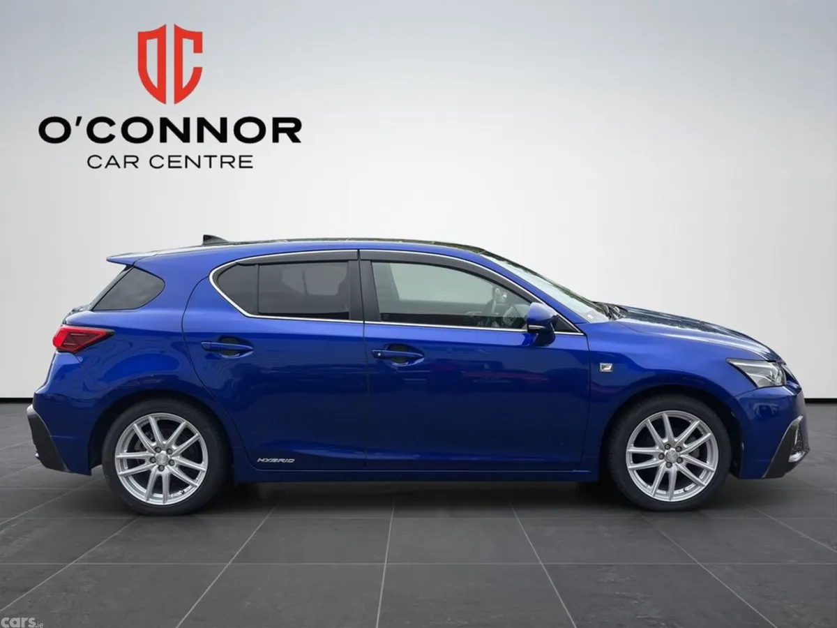 Lexus CT Hatchback, Petrol Hybrid, 2018, Blue