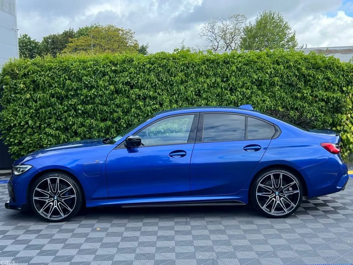 BMW 3-Series Saloon, Petrol Plug-in Hybrid, 2021, Blue