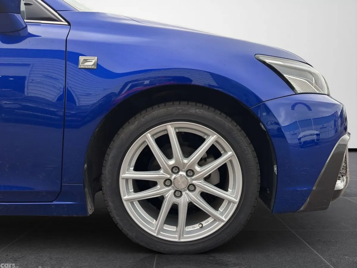 Lexus CT Hatchback, Petrol Hybrid, 2018, Blue