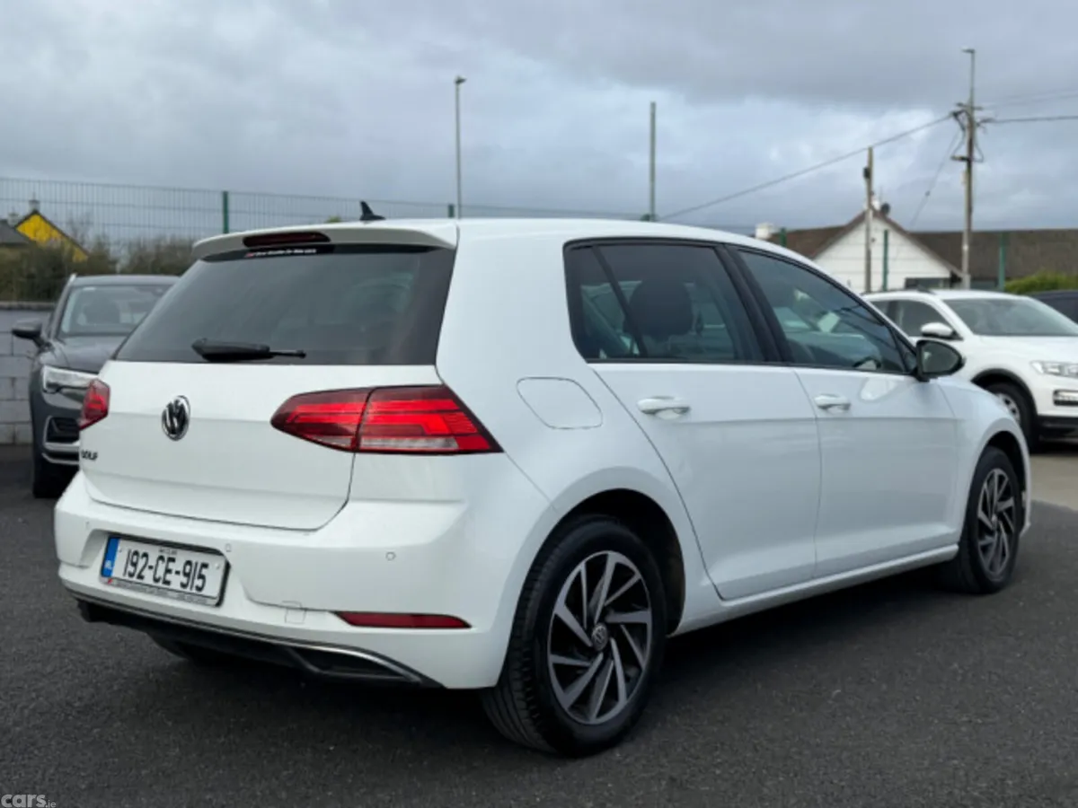 Volkswagen Golf Hatchback, Diesel, 2019, White