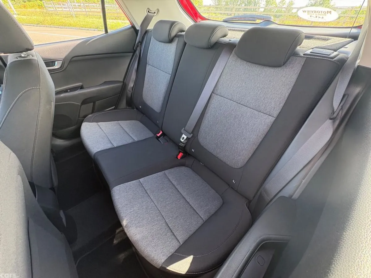 Kia Stonic Hatchback, Petrol, 2027, Red