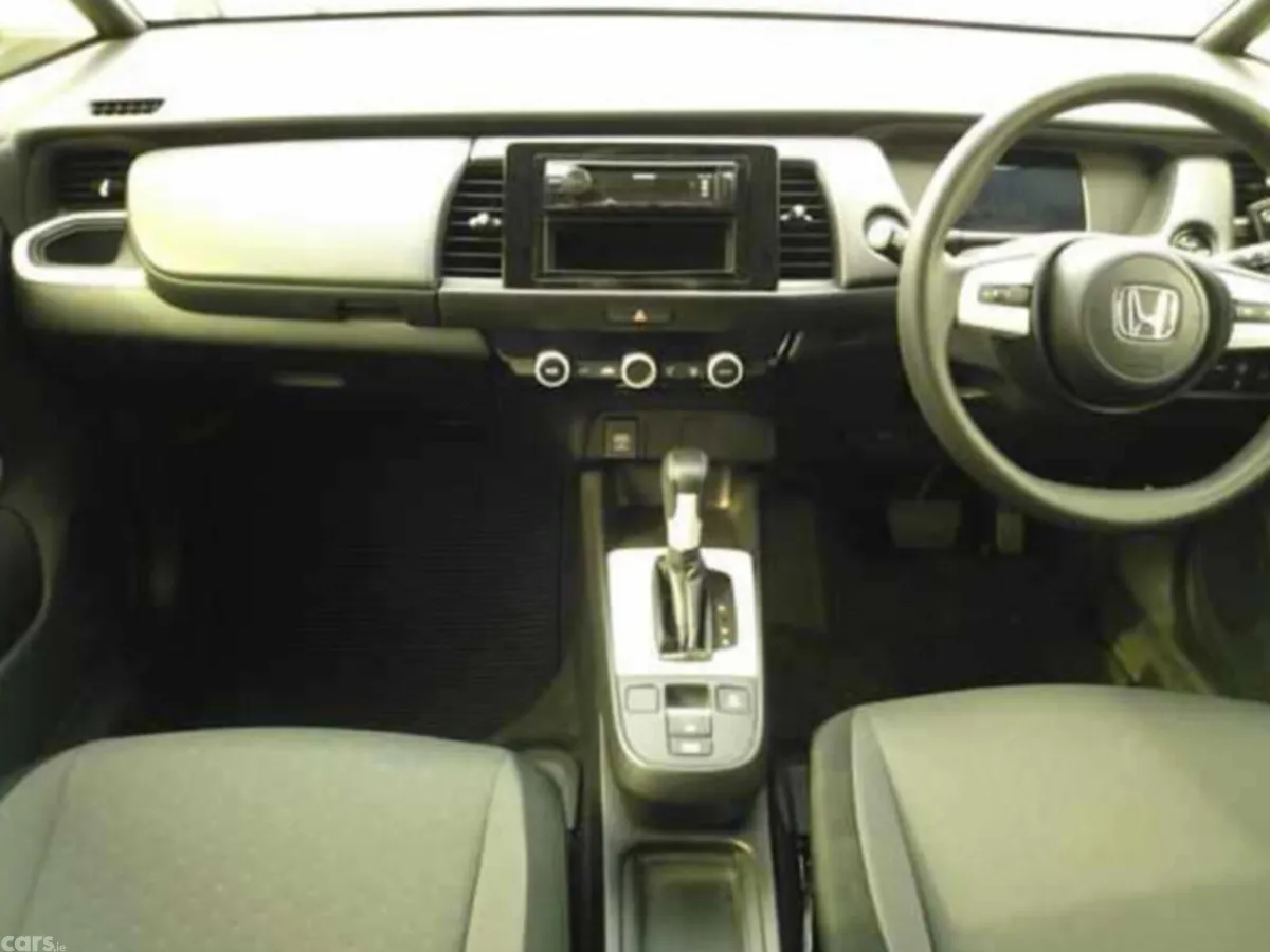 Honda Fit Hatchback, Petrol Hybrid, 2021, Silver