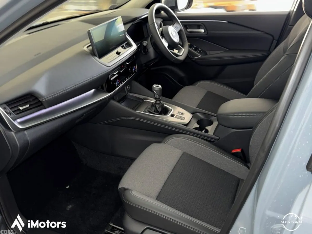 Nissan Qashqai SUV, Petrol, 2027, Grey