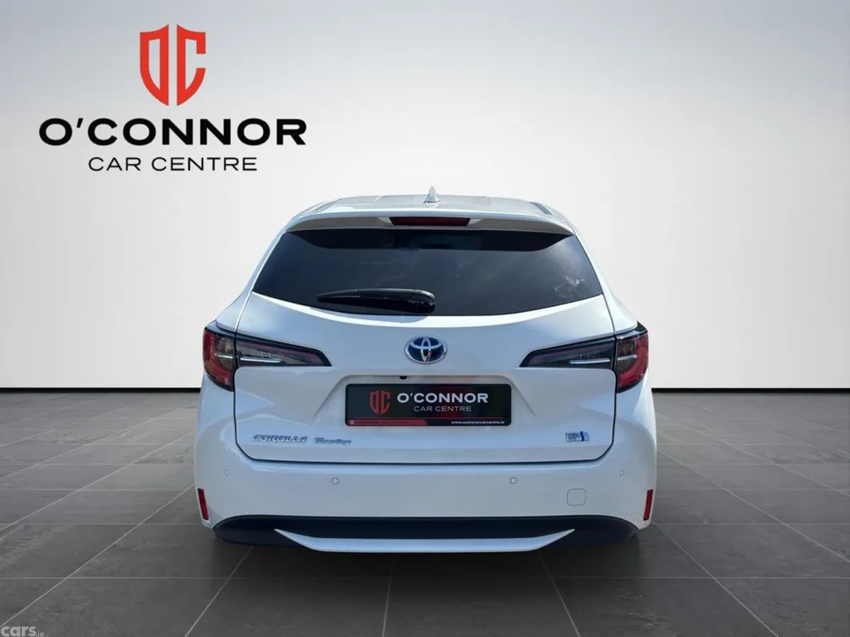 Toyota Corolla Estate, Petrol Hybrid, 2023, White