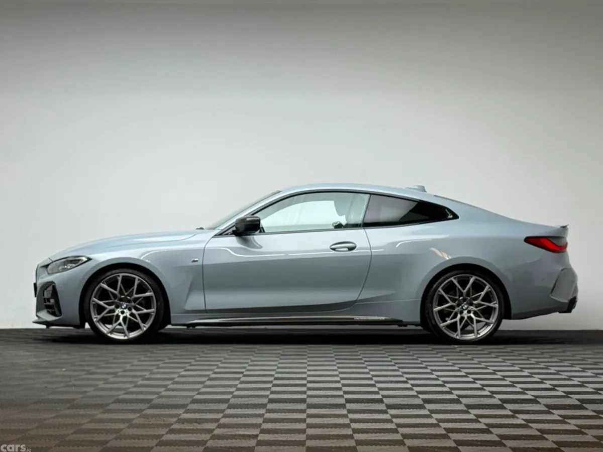 BMW 4-Series Coupe, Diesel, 2022, Grey