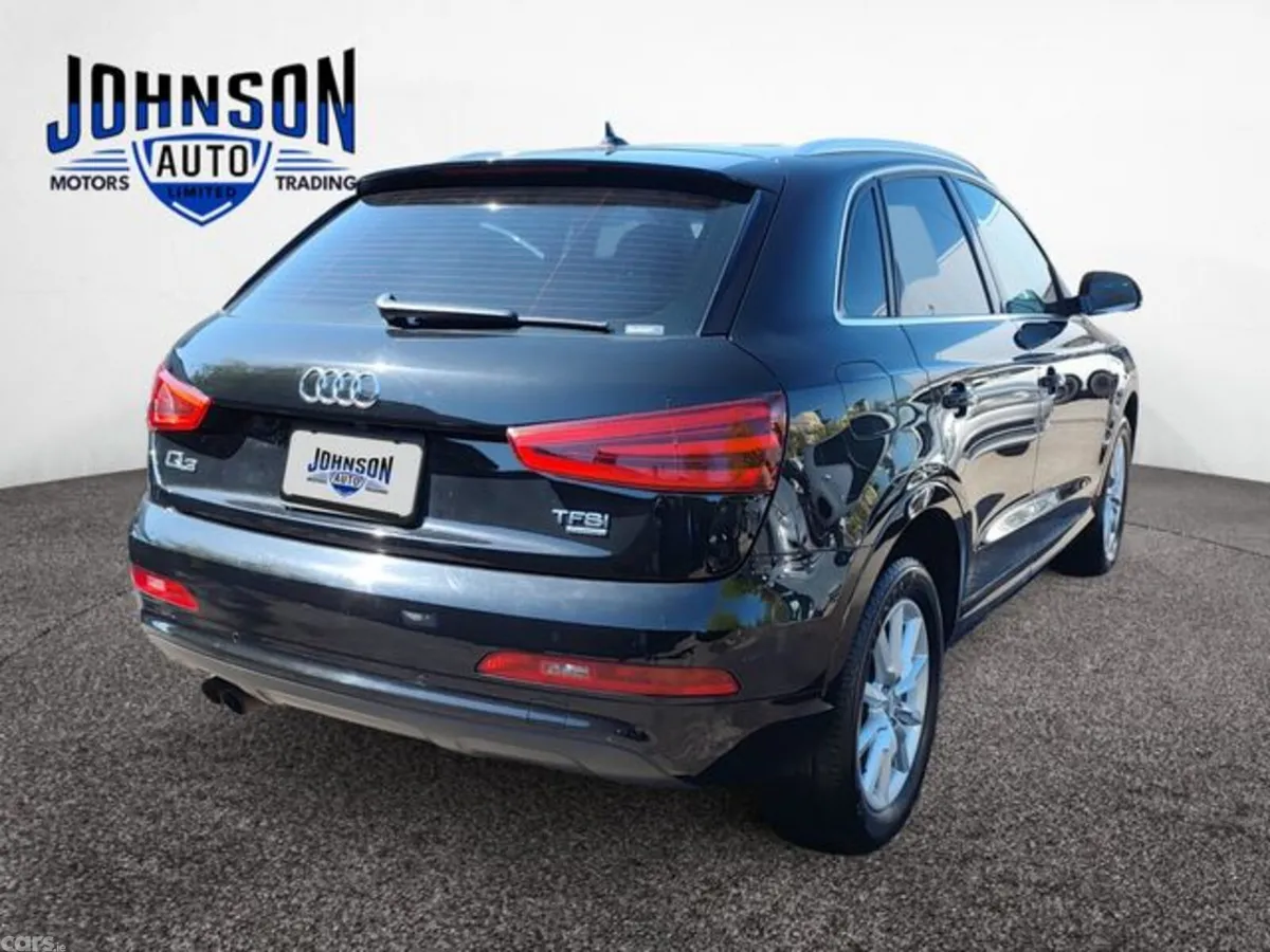 Audi Q3 SUV, Petrol, 2015, Black