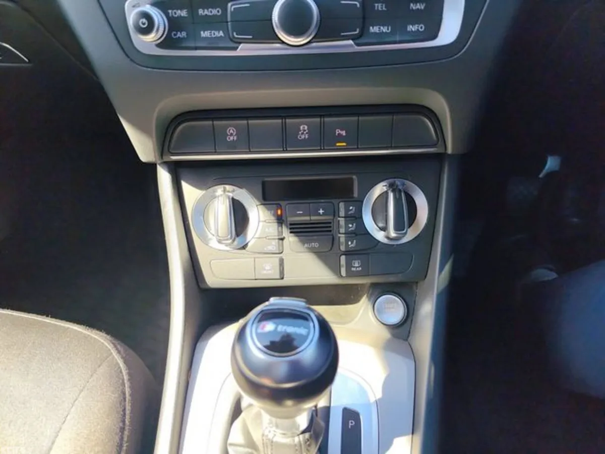Audi Q3 SUV, Petrol, 2015, Black