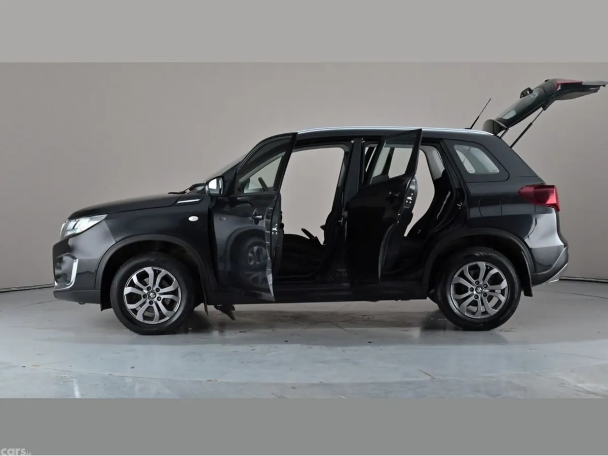 Suzuki Vitara SUV, Petrol, 2021, Black