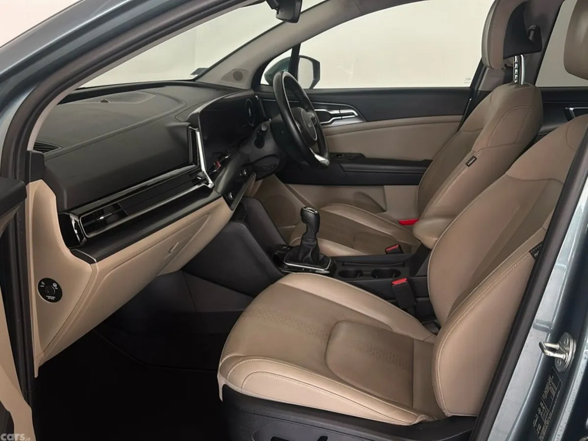 Kia Sportage SUV, Diesel, 2023, Grey