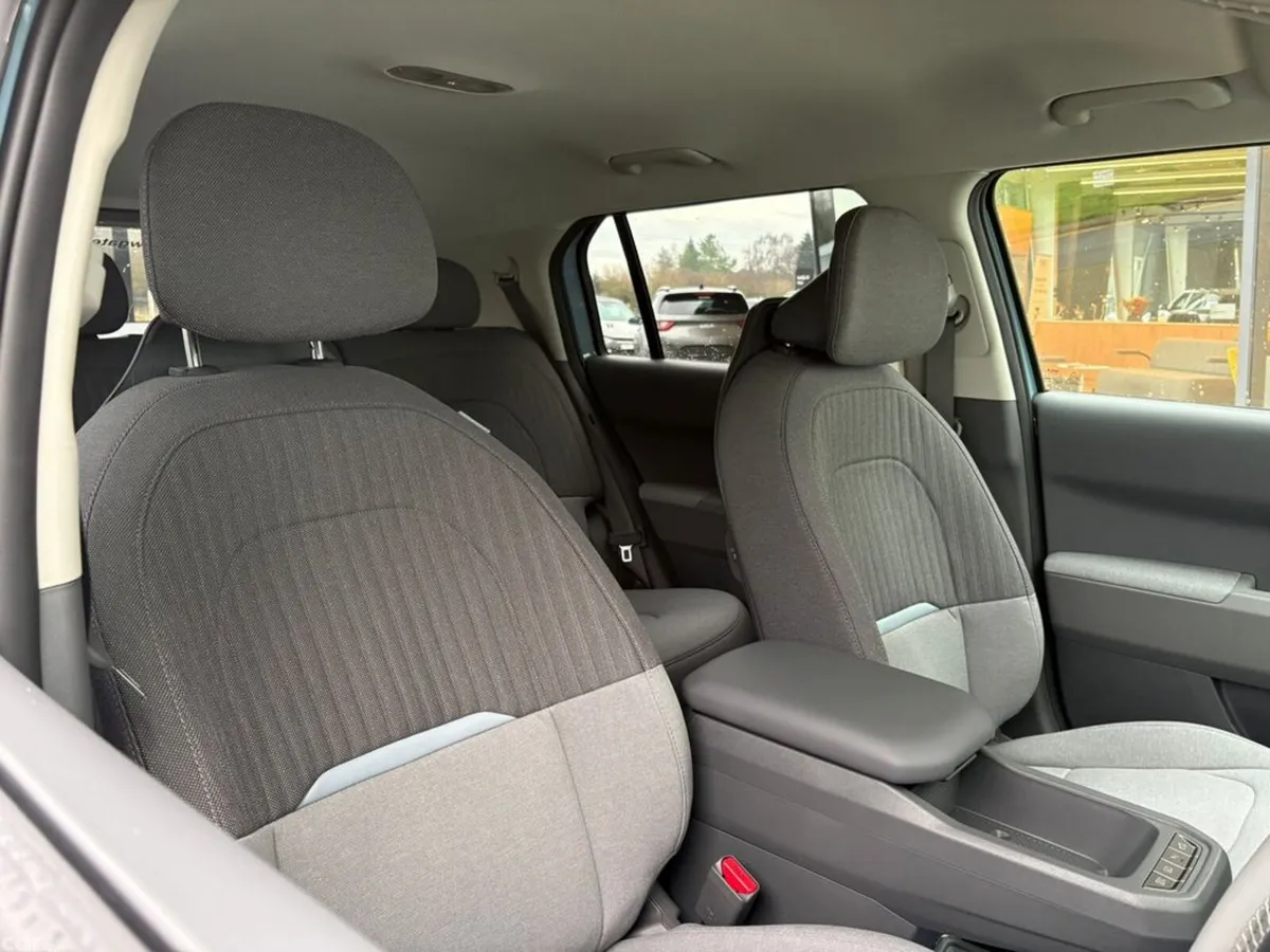 Kia EV3 Hatchback, Electric, 2027, Blue