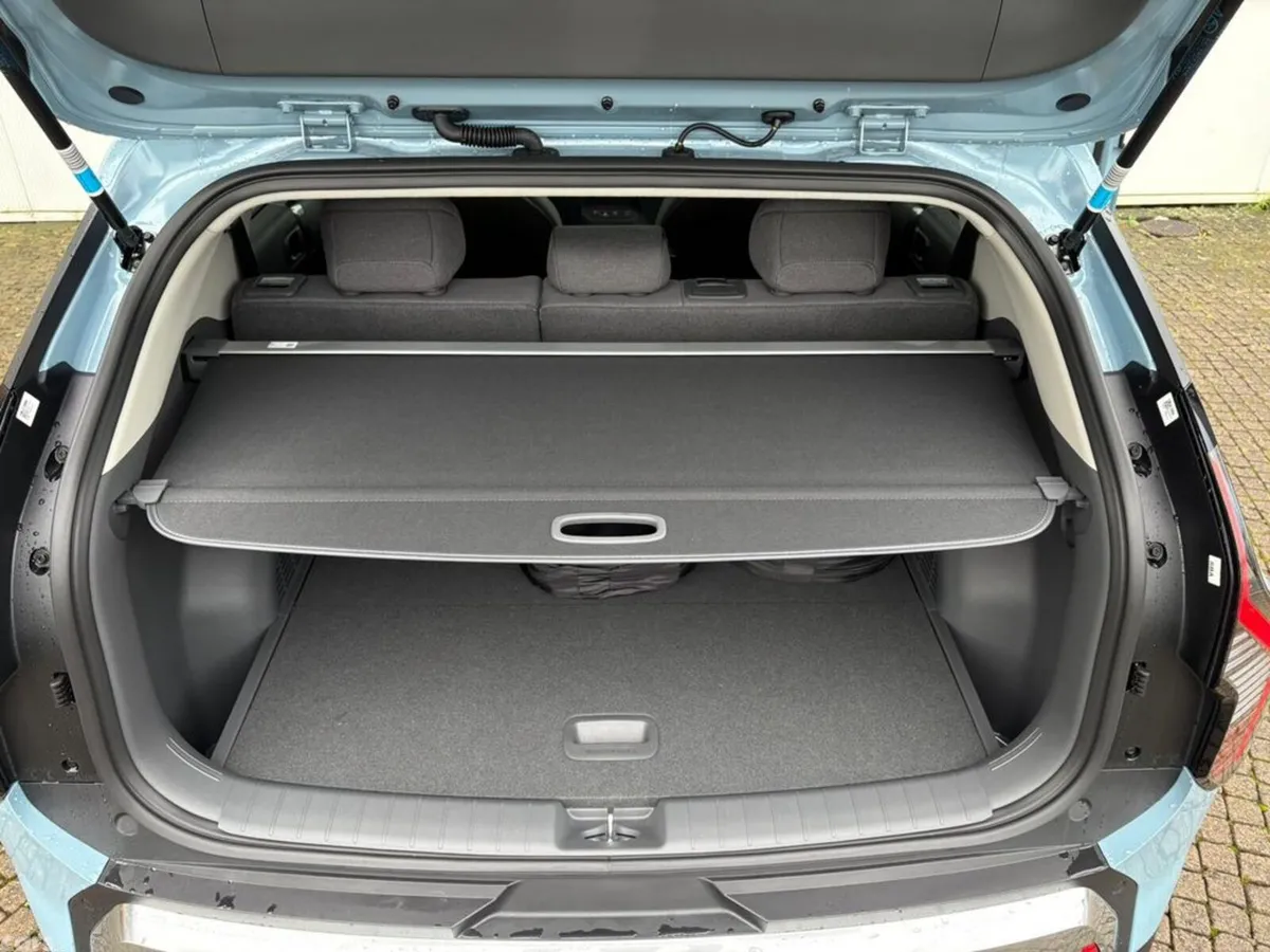 Kia EV3 Hatchback, Electric, 2027, Blue