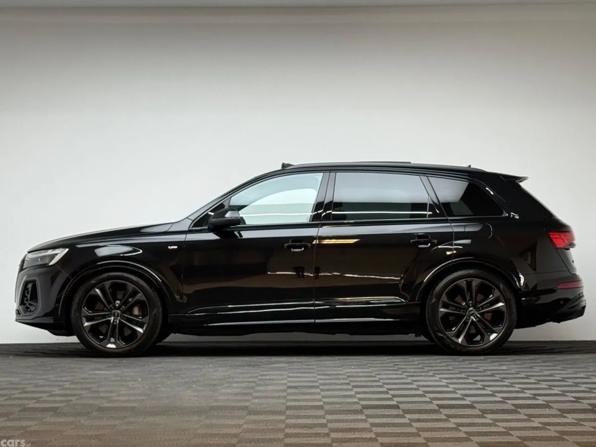 Audi Q7 SUV, Petrol Plug-in Hybrid, 2025, Black
