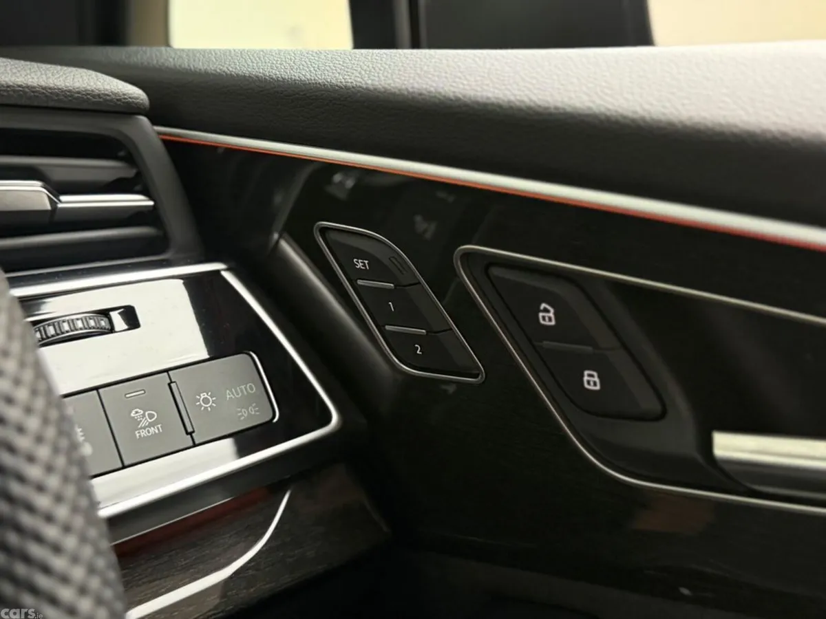 Audi Q7 SUV, Petrol Plug-in Hybrid, 2025, Black