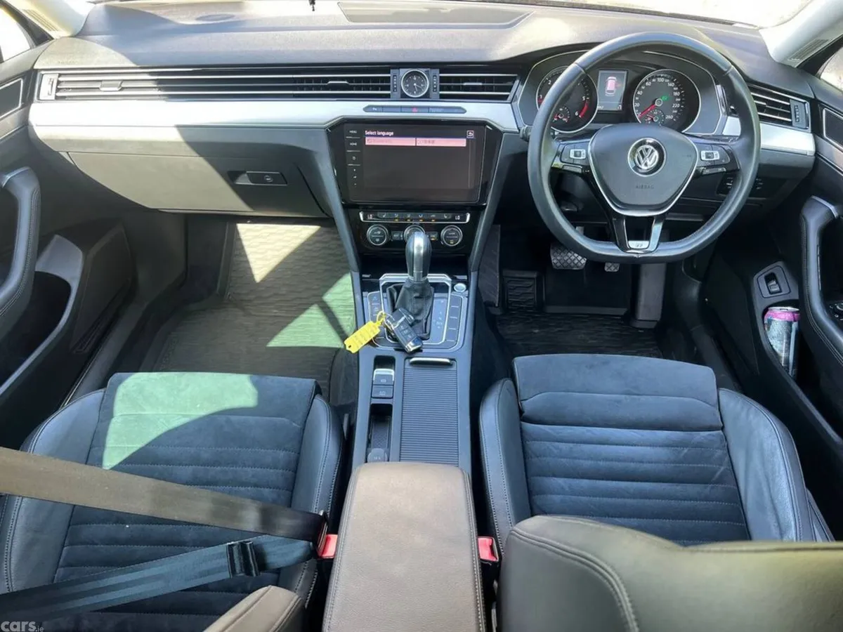 Volkswagen Passat Estate, Diesel, 2018, Blue