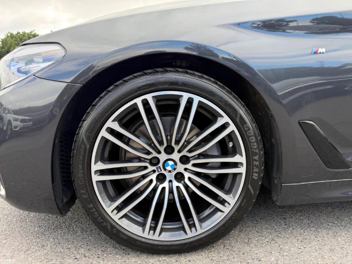 BMW 5-Series Estate, Diesel, 2020, Grey