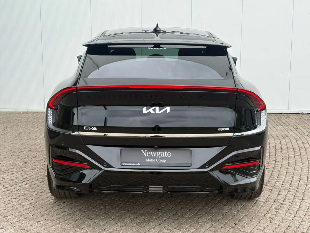 Kia EV6 Hatchback, Electric, 2027, Black