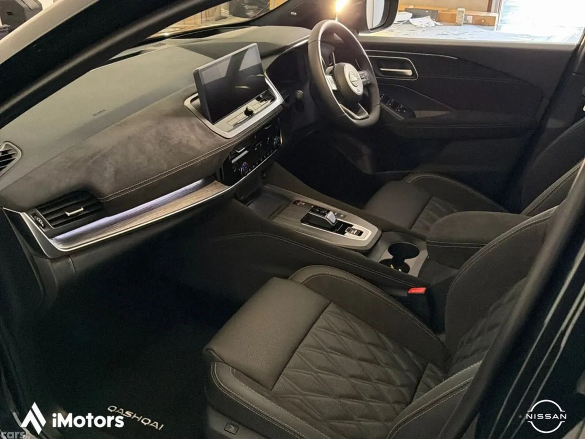 Nissan Qashqai SUV, Petrol Hybrid, 2027, Black