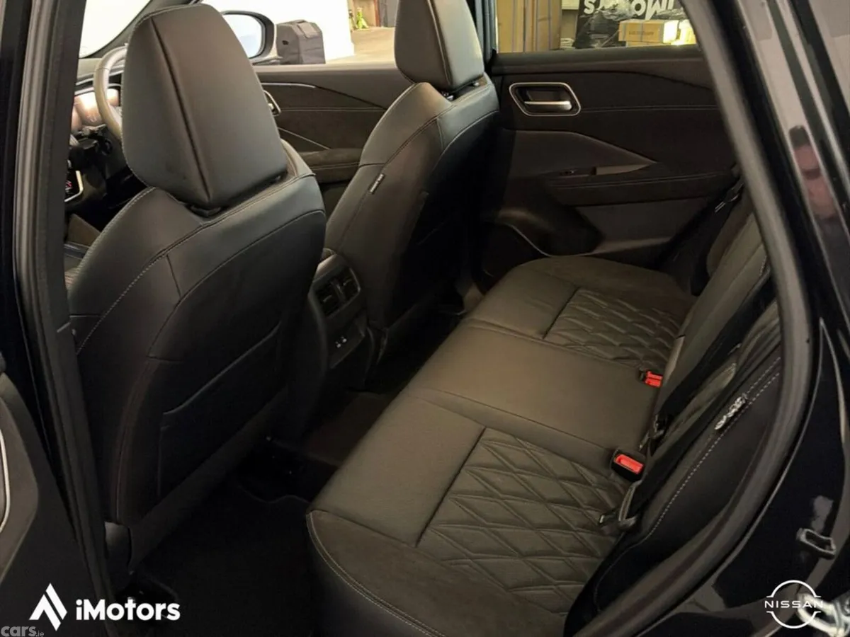Nissan Qashqai SUV, Petrol Hybrid, 2027, Black