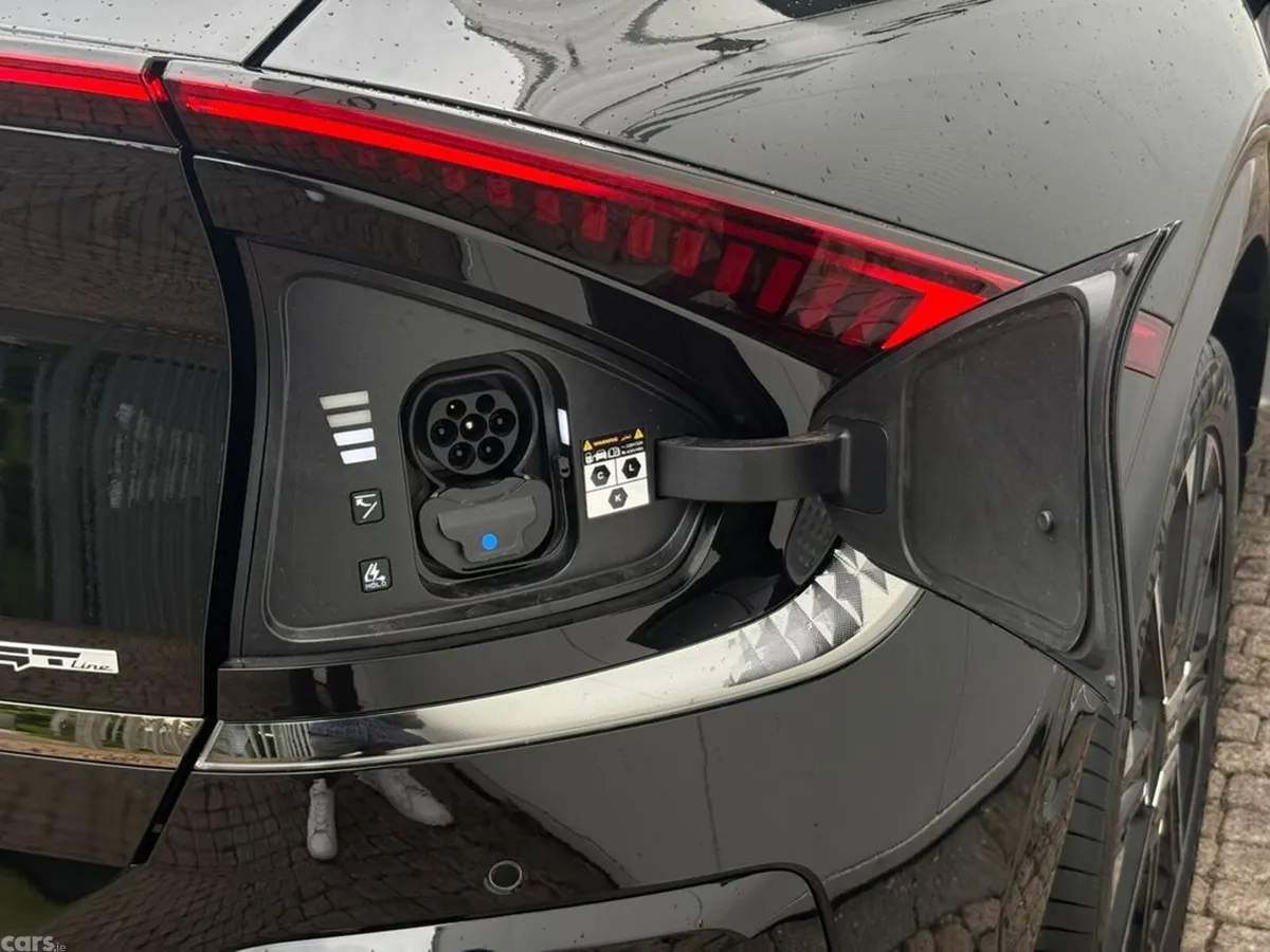 Kia EV6 Hatchback, Electric, 2027, Black