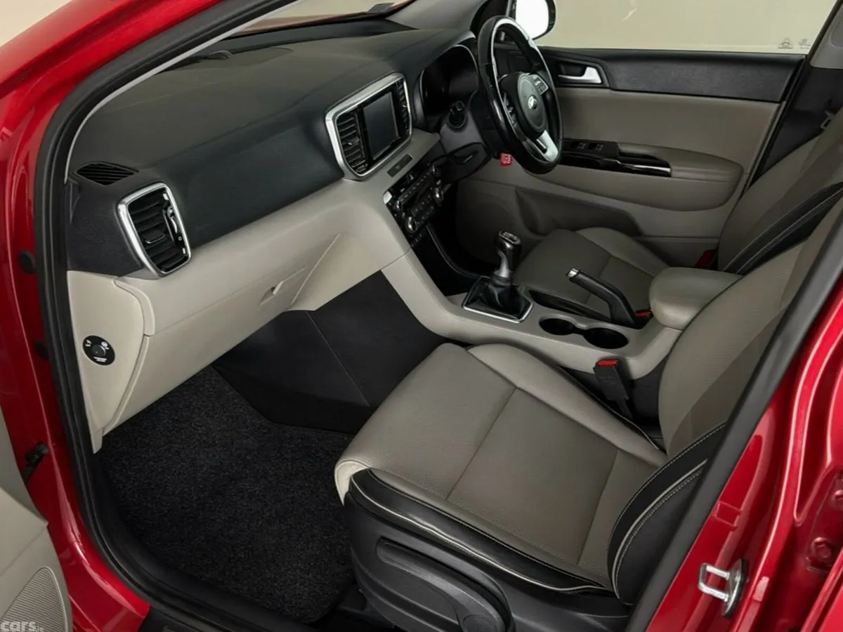 Kia Sportage SUV, Diesel, 2018, Red