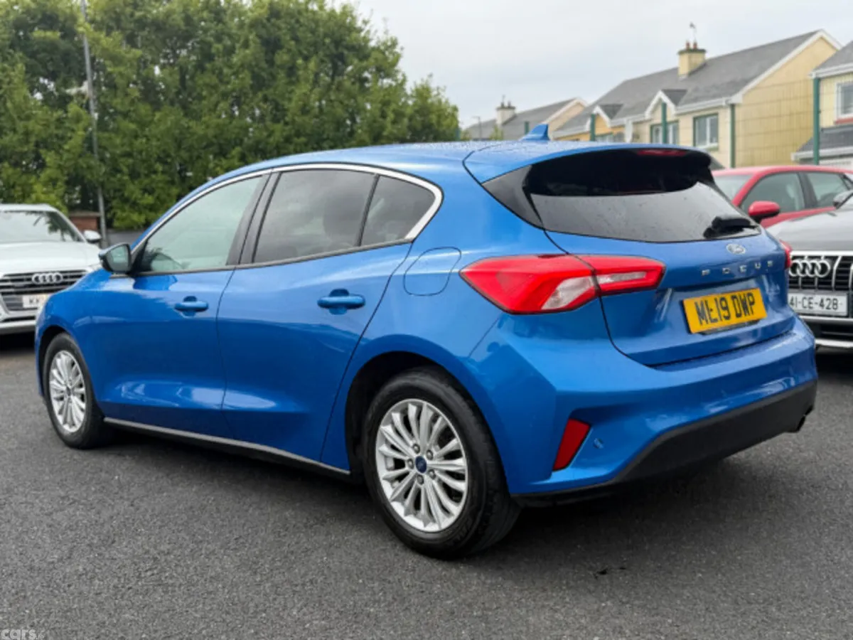 Ford Focus Hatchback, Diesel, 2019, Blue
