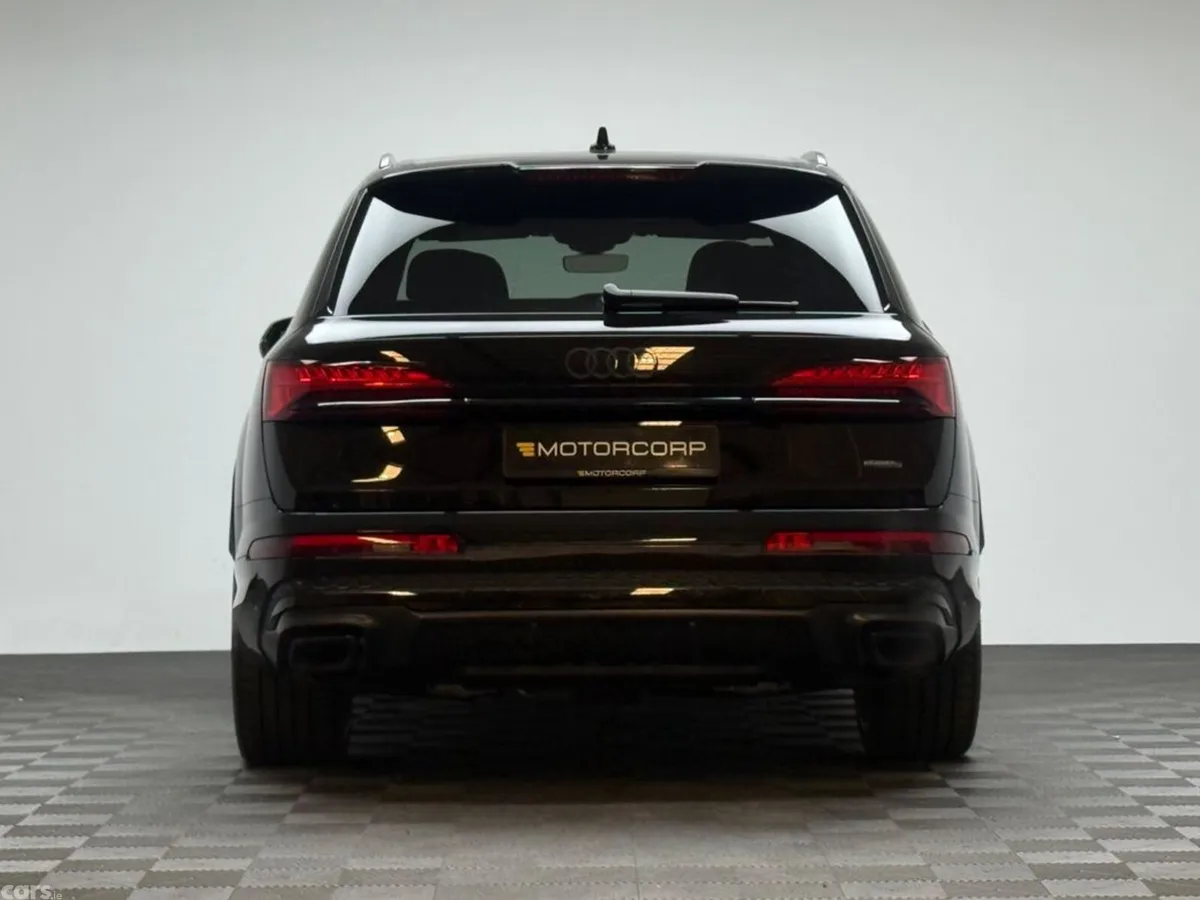 Audi Q7 SUV, Petrol Plug-in Hybrid, 2026, Black