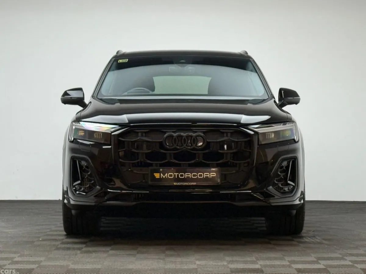Audi Q7 SUV, Petrol Plug-in Hybrid, 2026, Black