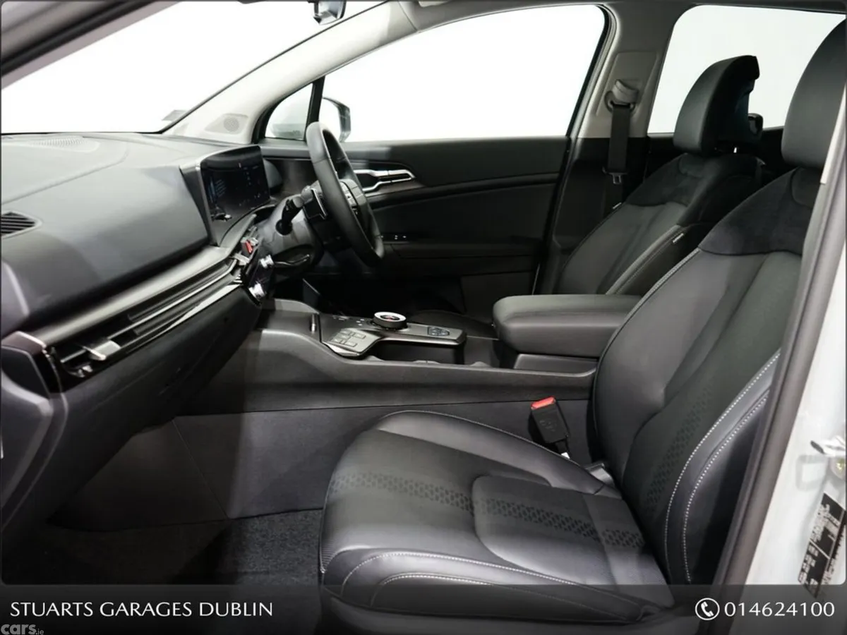 Kia Sportage SUV, Petrol Plug-in Hybrid, 2026, Grey