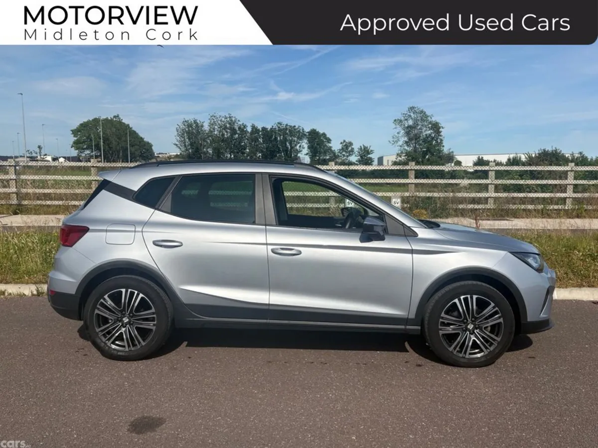 SEAT Arona Hatchback, Petrol, 2024, Grey