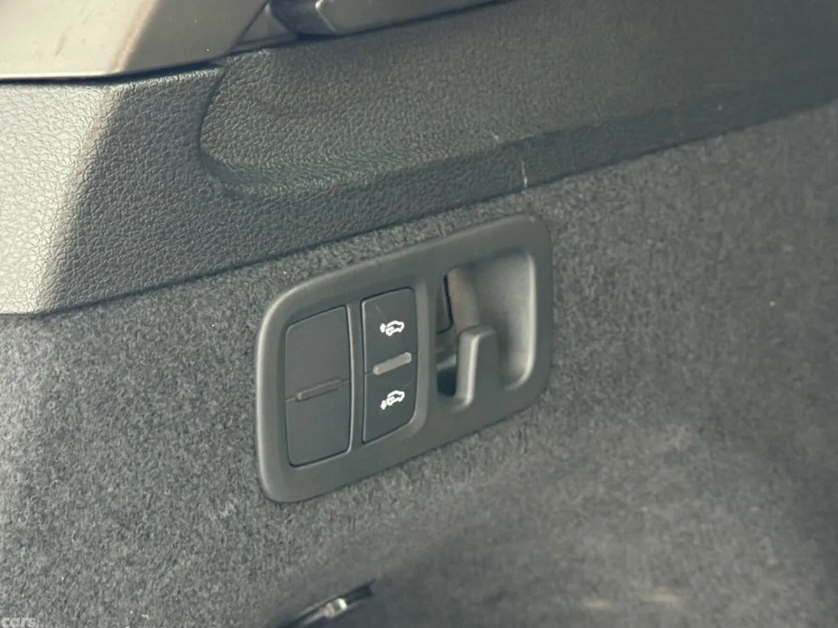 Audi Q7 SUV, Petrol Plug-in Hybrid, 2026, Black