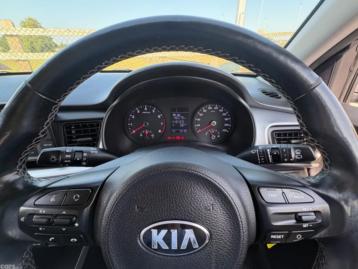 Kia Stonic Hatchback, Petrol, 2020, Black