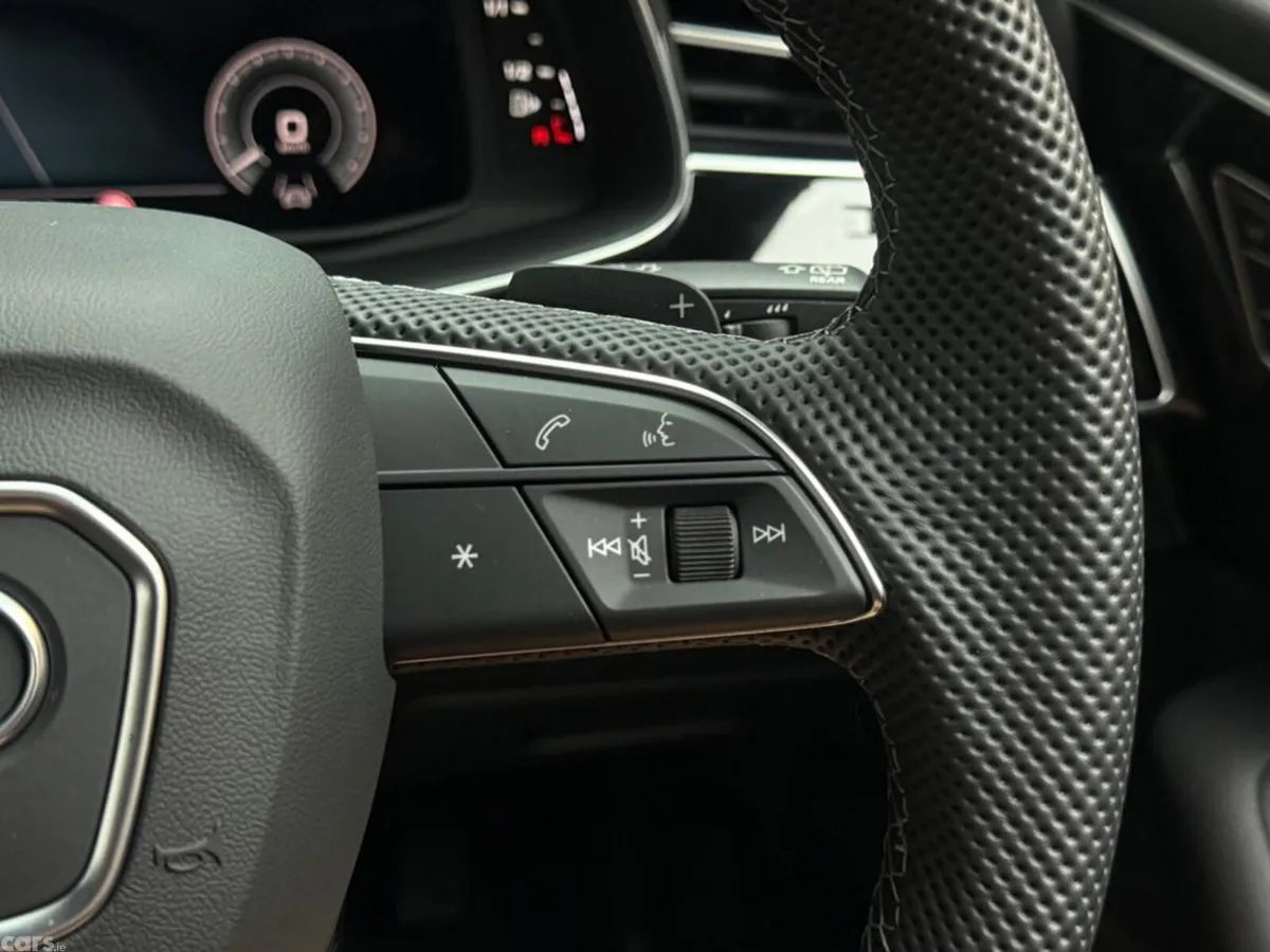 Audi Q7 SUV, Petrol Plug-in Hybrid, 2026, Black