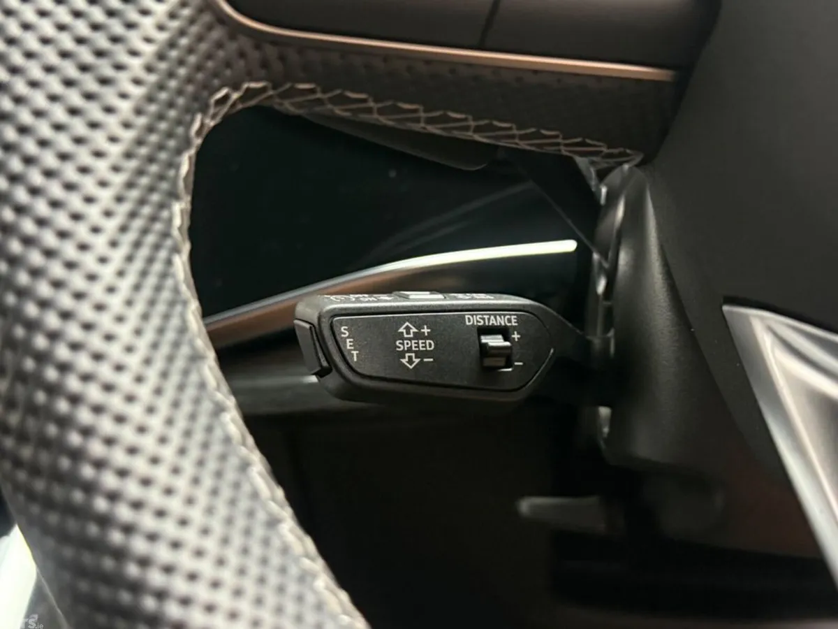 Audi Q7 SUV, Petrol Plug-in Hybrid, 2026, Black