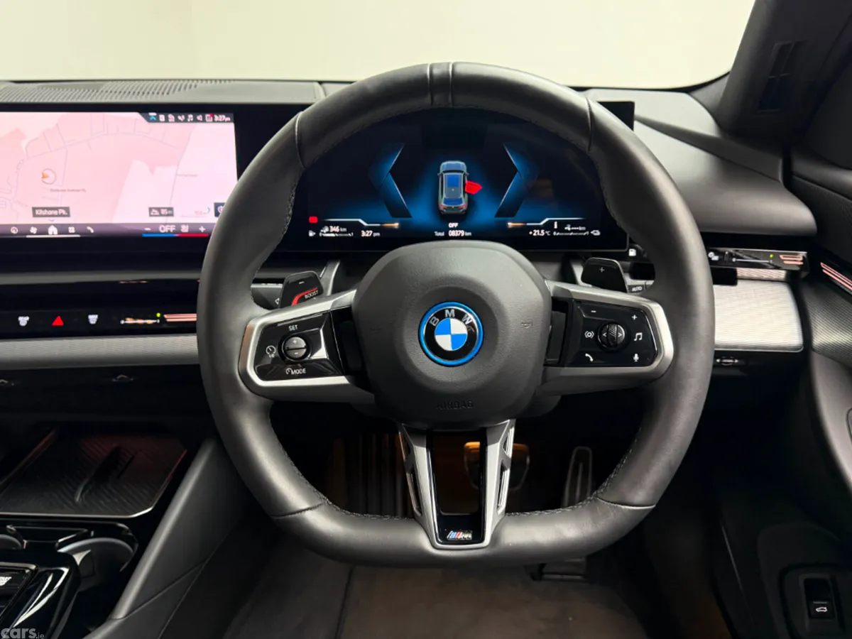 BMW 5-Series Estate, Petrol Plug-in Hybrid, 2025, Green