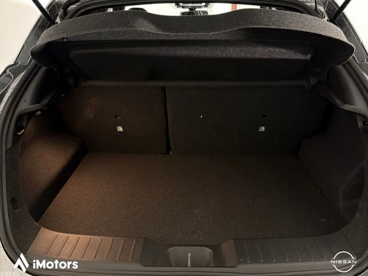 Nissan Juke SUV, Petrol Hybrid, 2027, Grey