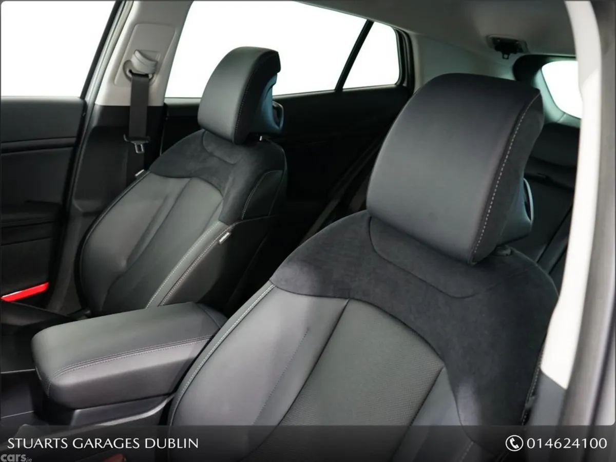 Kia Sportage SUV, Petrol Plug-in Hybrid, 2027, Red