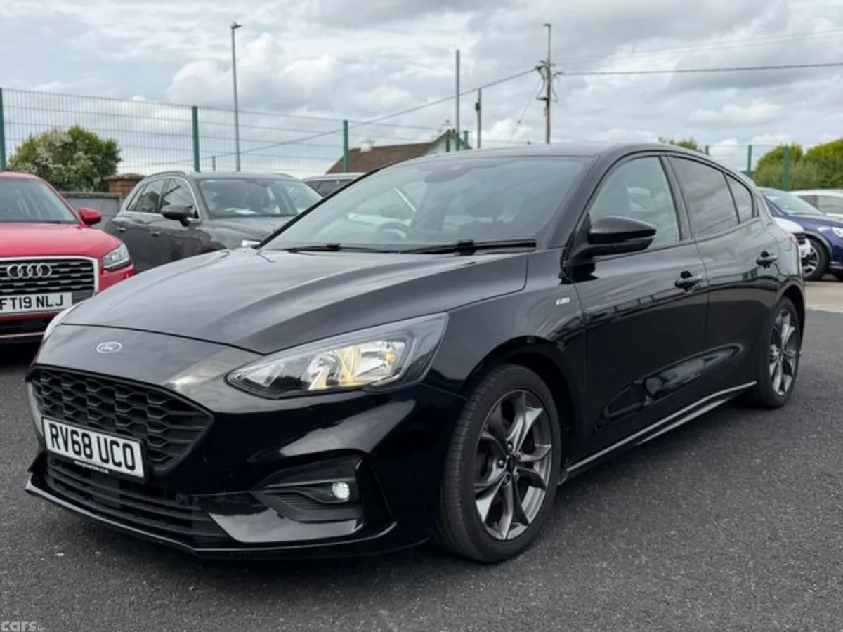 Ford Focus Hatchback, Diesel, 2018, Black