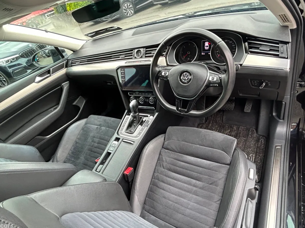 Volkswagen Passat Saloon, Diesel, 2018, Black