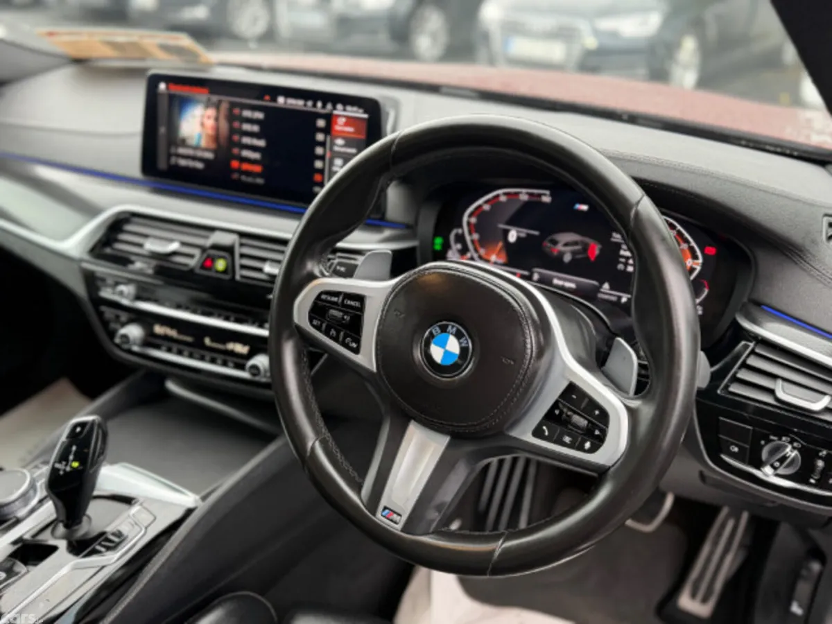 BMW 5-Series Estate, Diesel, 2022, Red