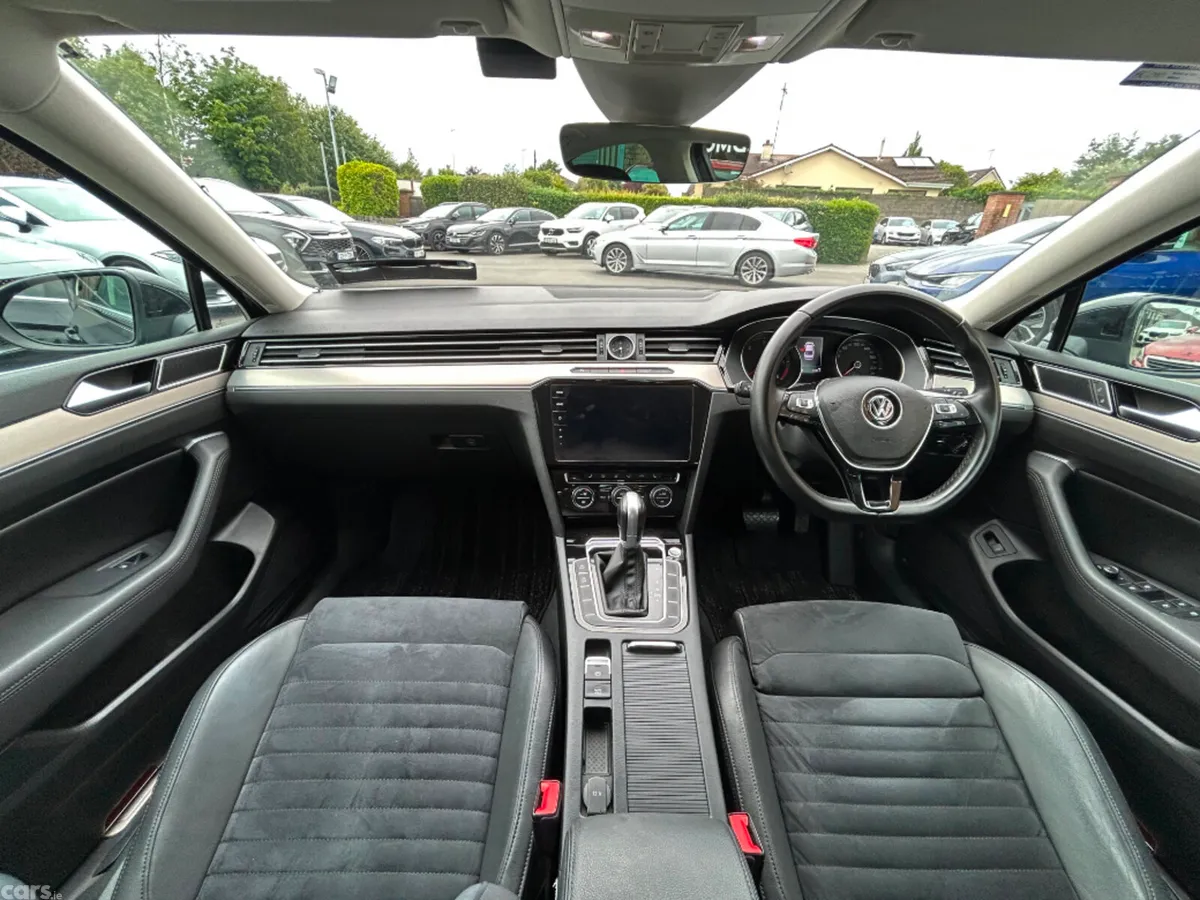 Volkswagen Passat Saloon, Diesel, 2018, Black